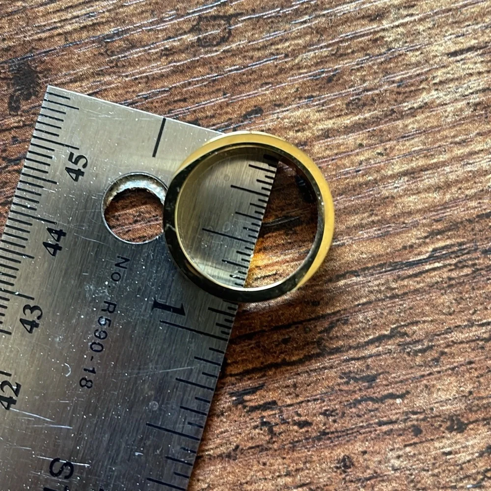 ❤️ 2/$20 or 3/$25 Gold-Plated Ring with Cross Design Approx Size 6